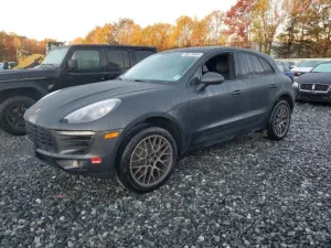 2017 PORSCHE MACAN