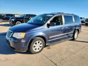 2009 CHRYSLER MINIVAN