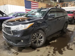 2016 TOYOTA HIGHLANDER