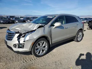 2017 CADILLAC XT5