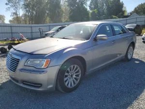 2013 CHRYSLER 300