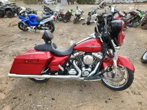2013 HARLEY-DAVIDSON FL