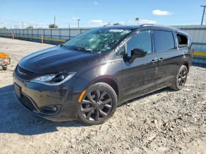 2020 CHRYSLER PACIFICA