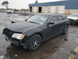 2013 CHRYSLER 300