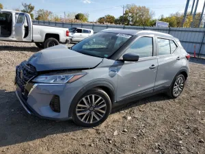 2021 NISSAN KICKS