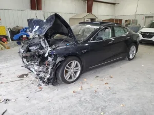 2014 TESLA MODEL S