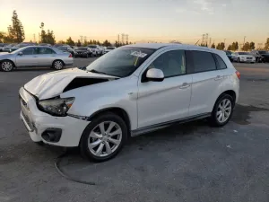 2015 MITSUBISHI OUTLANDER