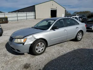 2010 HYUNDAI SONATA