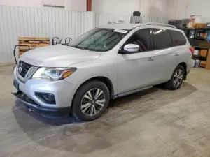 2017 NISSAN PATHFINDER