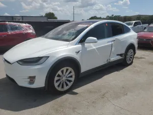 2018 TESLA MODEL X