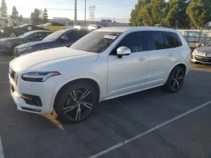 2019 VOLVO XC90
