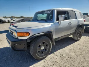 2007 TOYOTA FJ CRUISER