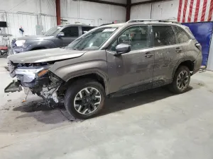 2025 SUBARU FORESTER