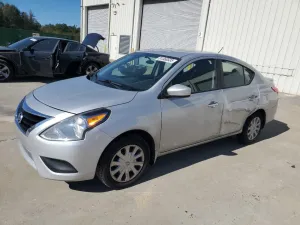 2017 NISSAN VERSA
