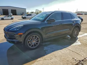 2020 PORSCHE CAYENNE