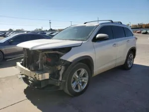 2016 TOYOTA HIGHLANDER