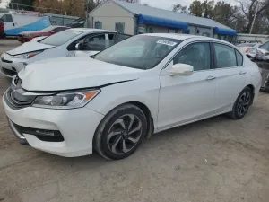 2017 HONDA ACCORD