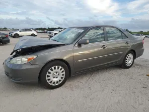 2002 TOYOTA CAMRY