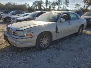 2005 LINCOLN TOWNCAR
