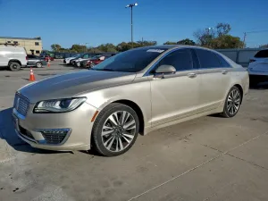 2017 LINCOLN MKZ