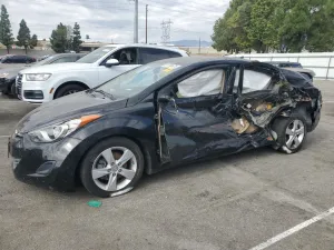 2013 HYUNDAI ELANTRA