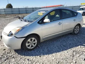 2004 TOYOTA PRIUS
