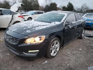 2015 VOLVO S60