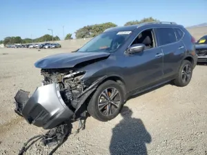 2019 NISSAN ROGUE