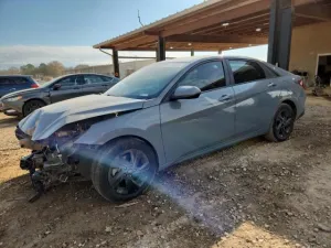 2022 HYUNDAI ELANTRA