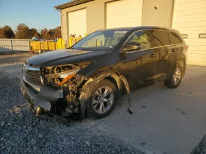 2015 TOYOTA HIGHLANDER