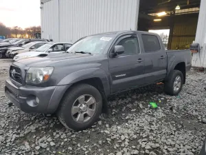 2011 TOYOTA TACOMA