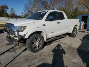 2008 TOYOTA TUNDRA
