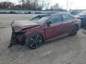 2018 TOYOTA CAMRY