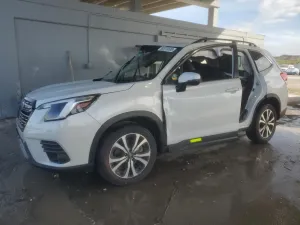 2022 SUBARU FORESTER