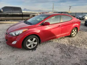 2013 HYUNDAI ELANTRA