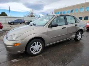 2004 FORD FOCUS