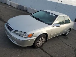 2001 TOYOTA CAMRY