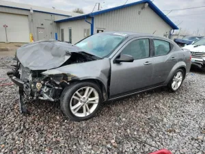 2012 DODGE AVENGER