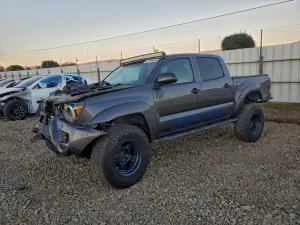 2013 TOYOTA TACOMA