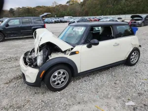 2013 MINI COOPER