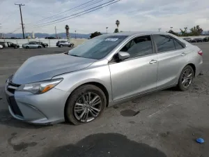 2017 TOYOTA CAMRY