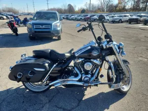 2008 HARLEY-DAVIDSON FL