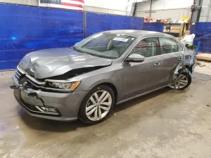 2018 VOLKSWAGEN PASSAT