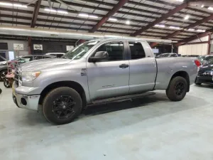 2010 TOYOTA TUNDRA