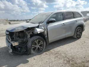 2016 TOYOTA HIGHLANDER