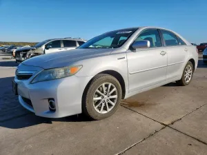 2011 TOYOTA CAMRY