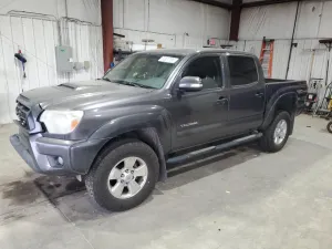 2015 TOYOTA TACOMA