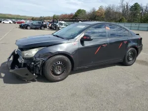 2013 CHEVROLET CRUZE