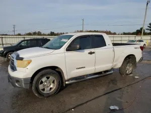 2013 TOYOTA TUNDRA