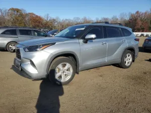 2022 TOYOTA HIGHLANDER
